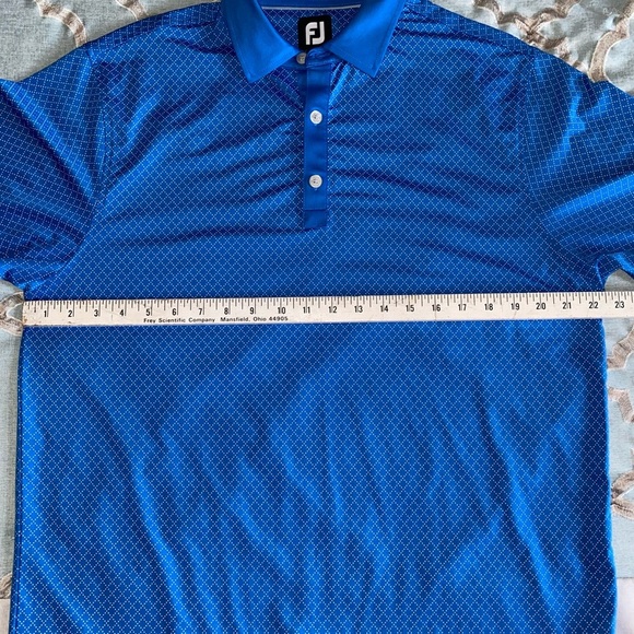 FootJoy FJ Golf Men's Blue Geometric Grid Performance Golf Polo Size Medium - Picture 2 of 6